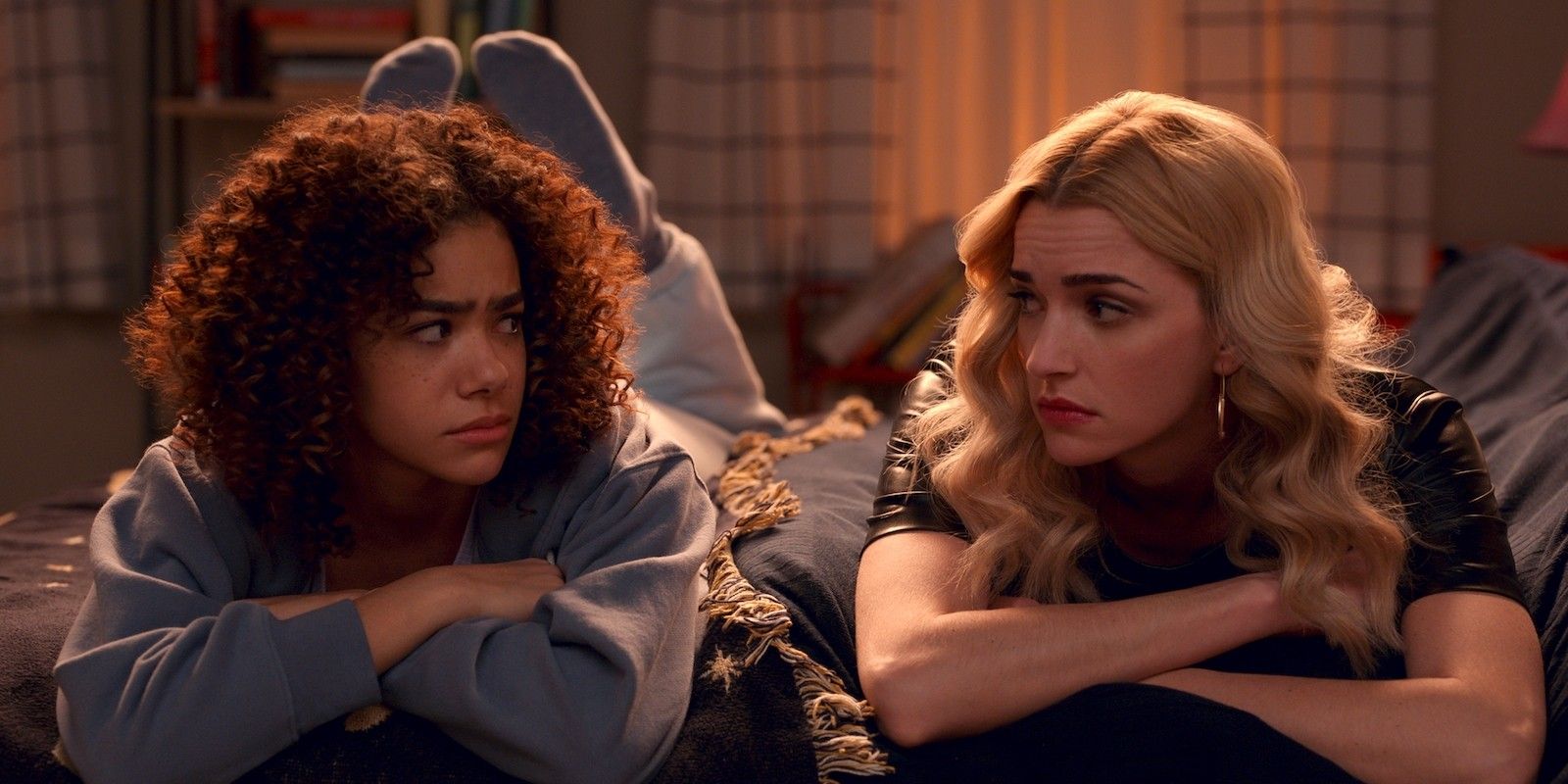 La tercera temporada de Ginny & Georgia comienza a filmarse con imágenes de la reunión del elenco