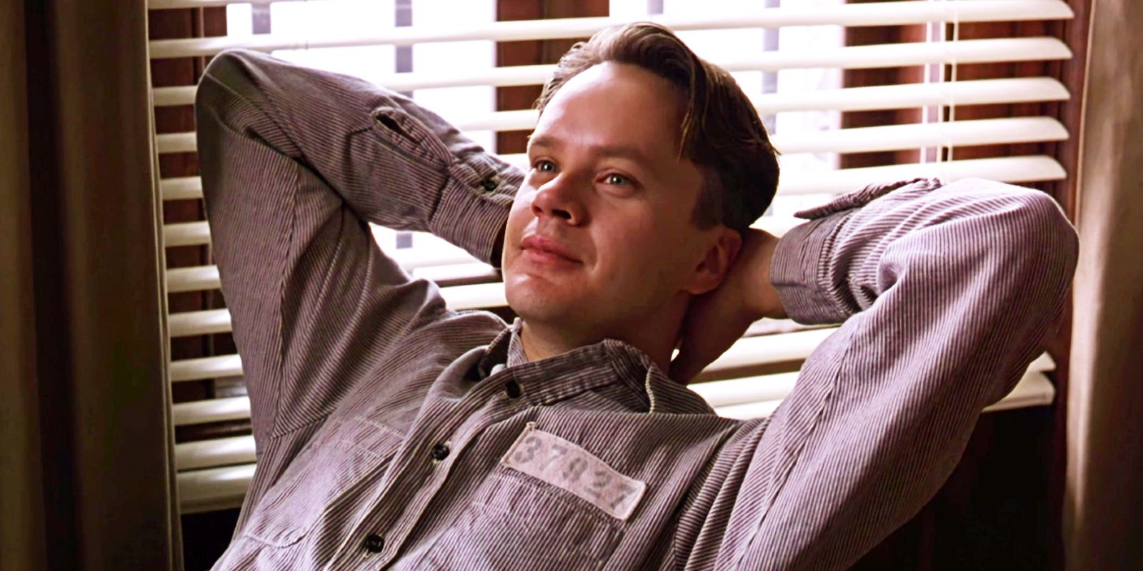El agujero final de la trama de Shawshank Redemption abordado por la estrella Tim Robbins 30 años después del lanzamiento