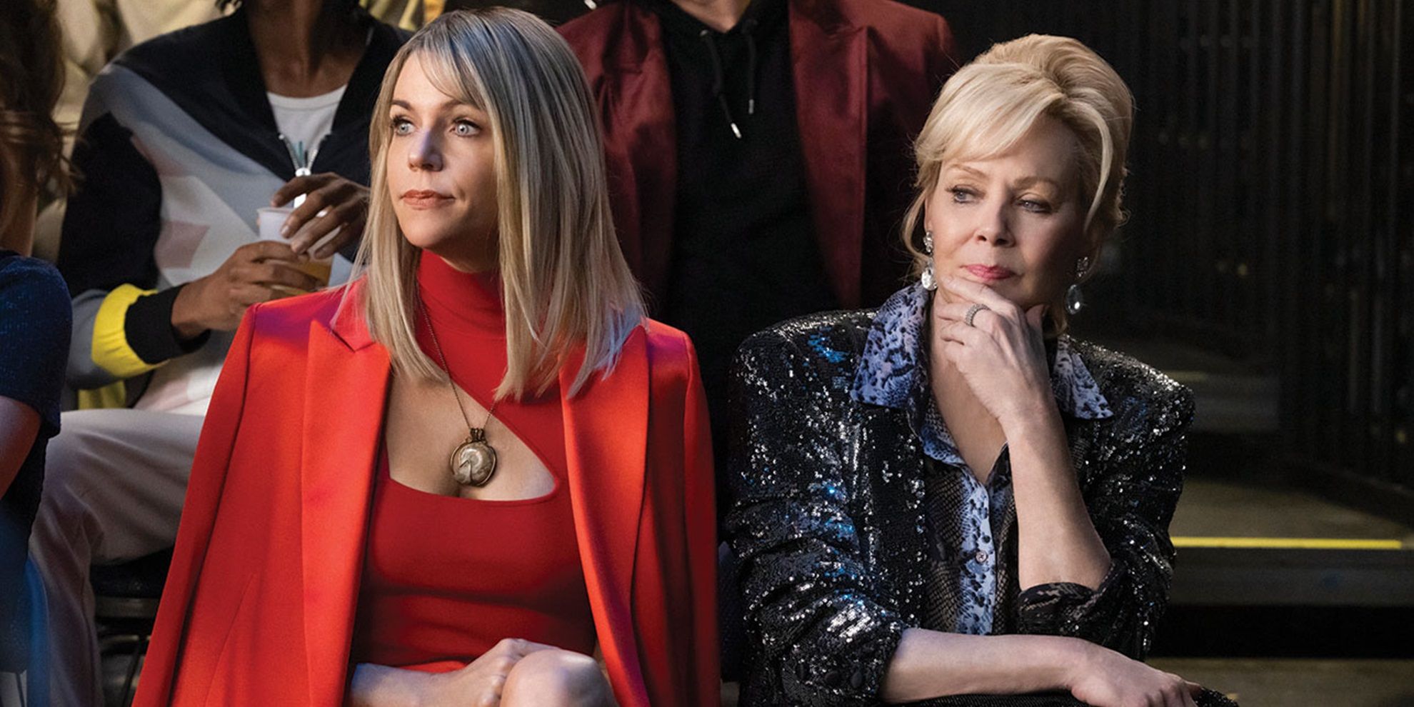 La temporada 3 de Hacks acaba de refundir un personaje principal 3 años después de su presentación