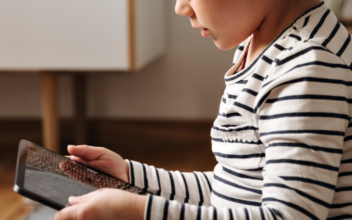 Comisión Europea indaga si Facebook estimula ‘adicciones conductuales en los niños’