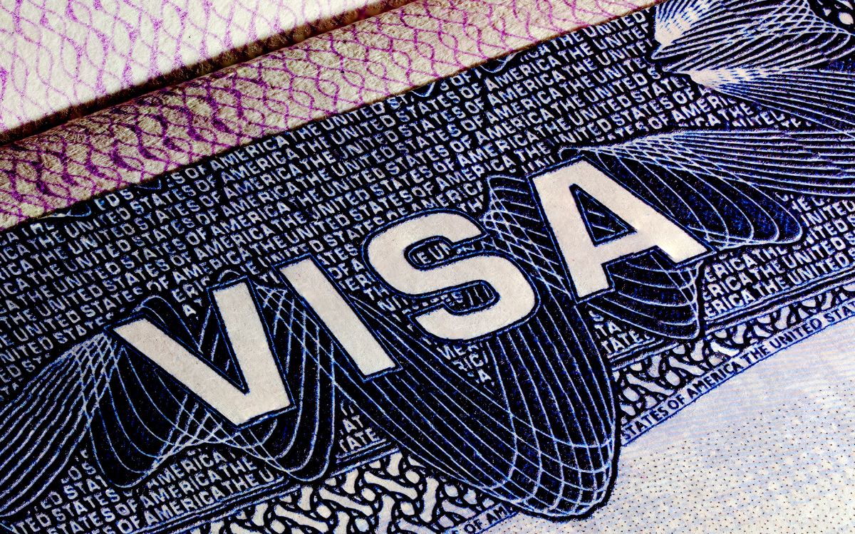 EU impone restricciones de visado a 13 individuos relacionados con software espía Pegasus