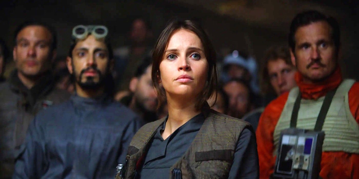 Por qué Jyn erso de Rogue One no apareció en Andor Temporada 2, explicada por Andor Showrunner Tony Gilroy