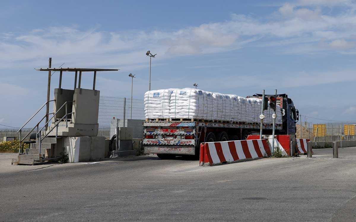 Israel reabre el cruce gazatí de Kerem Shalom, cerrado tras un ataque de Hamás