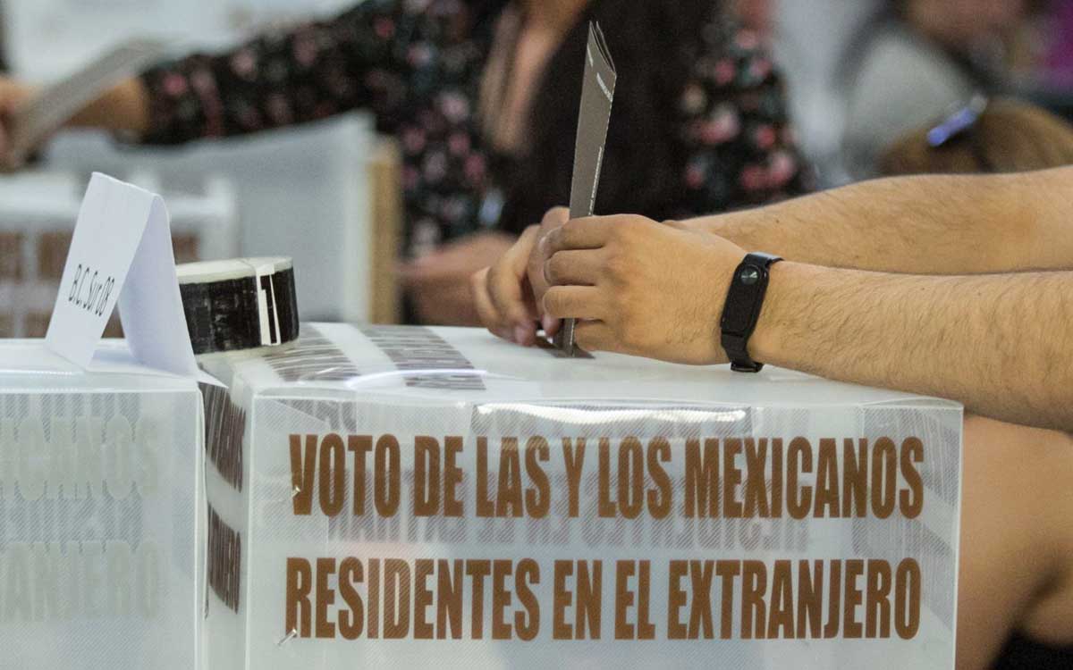 Mexicanos en EU votan para las presidenciales de México pese al ‘olvido’ de los candidatos