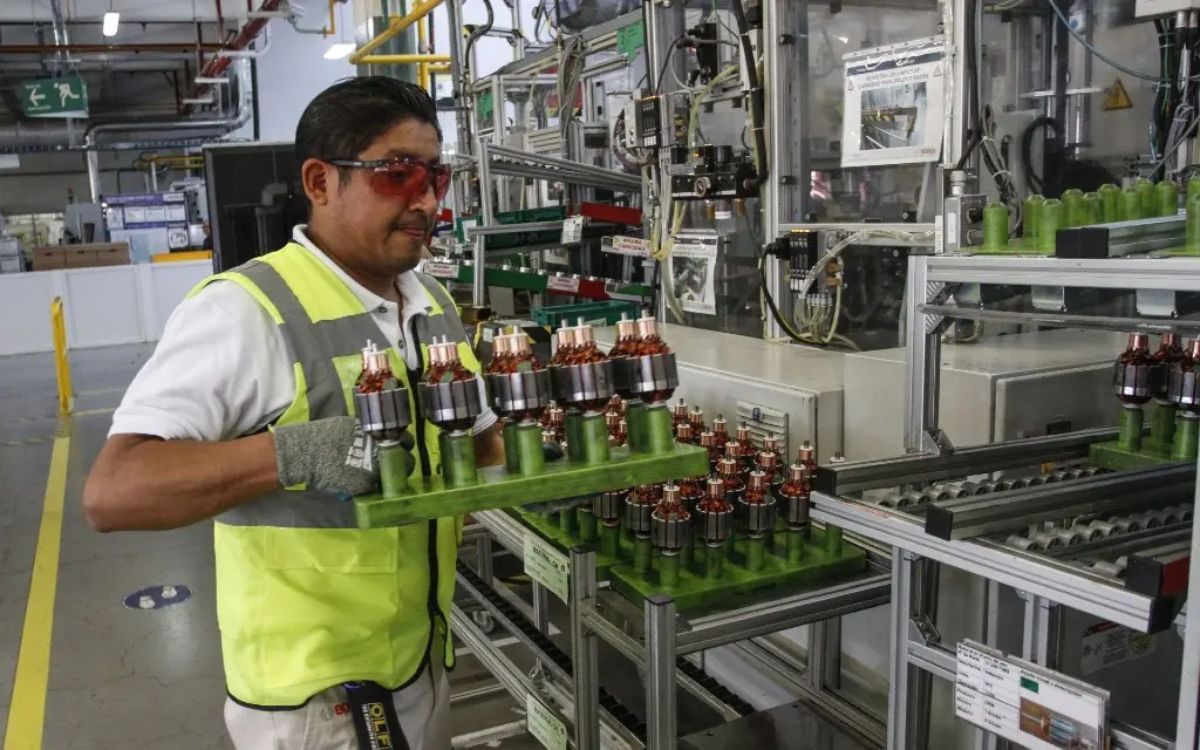 México estima invertir más de 400,000 millones de dólares para capturar el 'nearshoring'