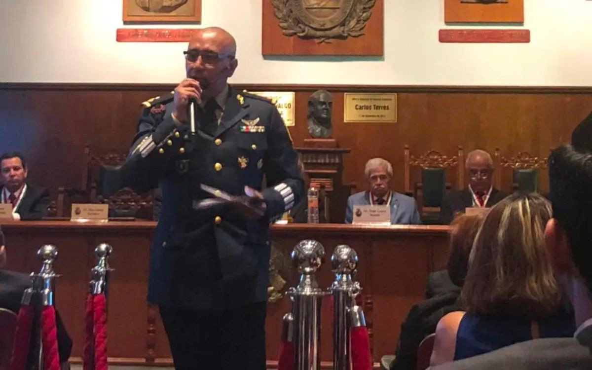 Mi responsabilidad era vigilar ductos; robo de combustible pudo ser en terminales: General Trauwitz