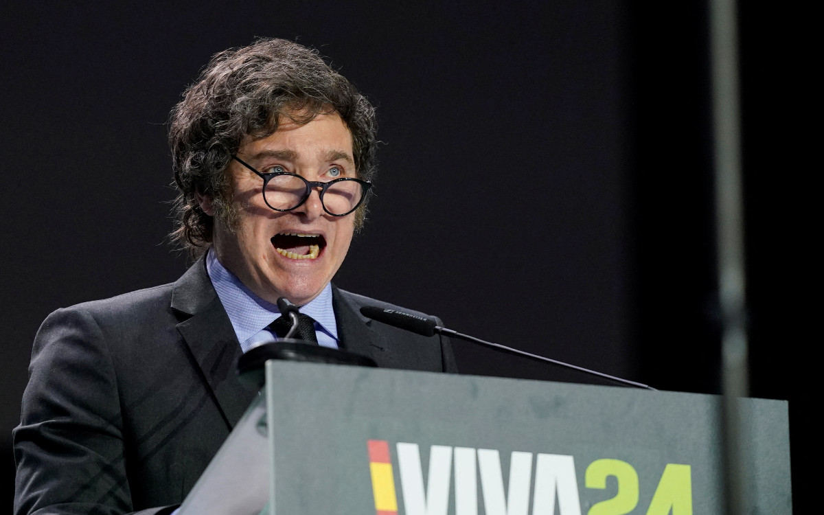 Milei llama corrupta a la esposa de Sánchez; gobierno español exige disculpa