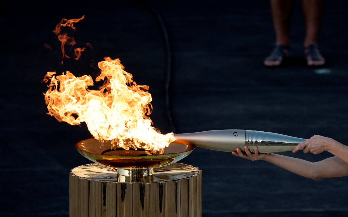 París 2024: La antorcha olímpica llegará a Francia a menos de 80 días de la inauguración de los Juegos