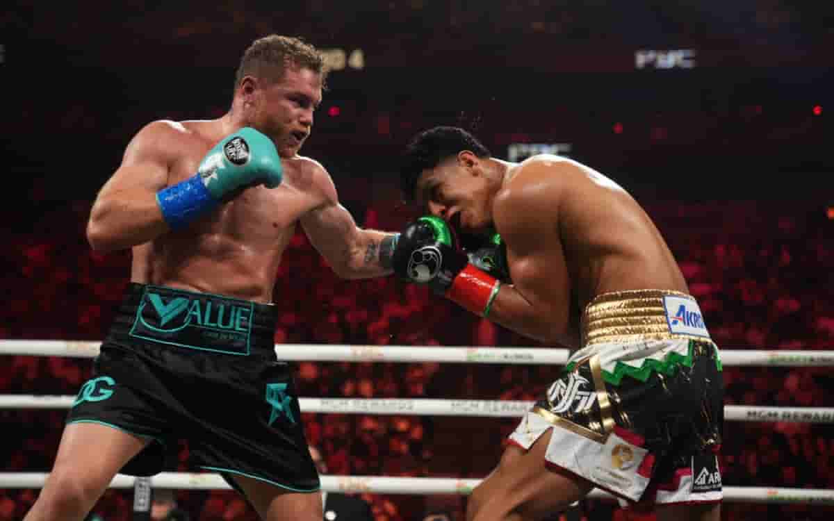 Videos | Saúl 'Canelo' Álvarez vence a Jaime Munguía por decisión unánime