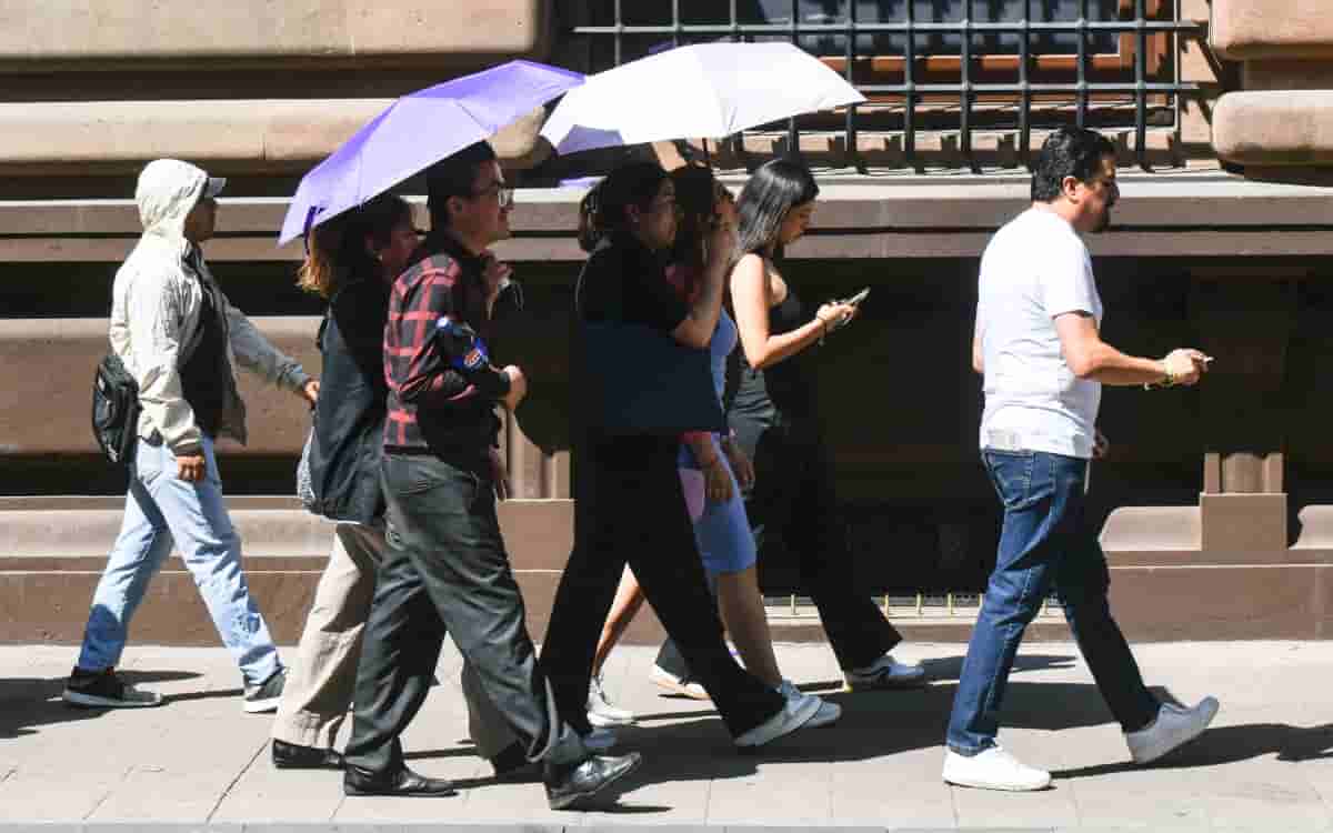 ¡Otra vez 33 grados! Activan doble alerta en CDMX por calor extremo
