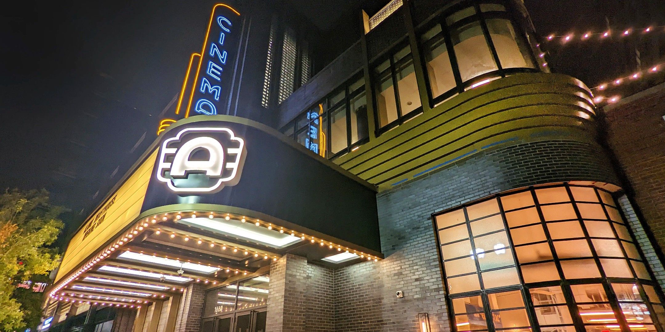 Sony Pictures se convierte en el primer estudio en poseer salas de cine en 75 años en una compra innovadora