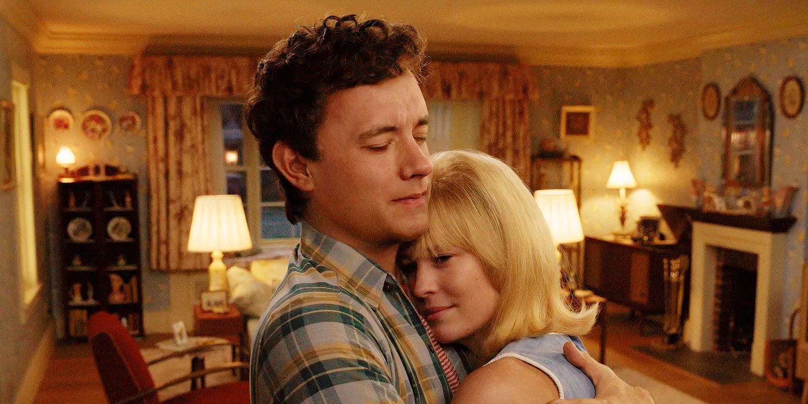 El anciano Tom Hanks se reúne con el coprotagonista y director de Forrest Gump aquí en imágenes de primer vistazo