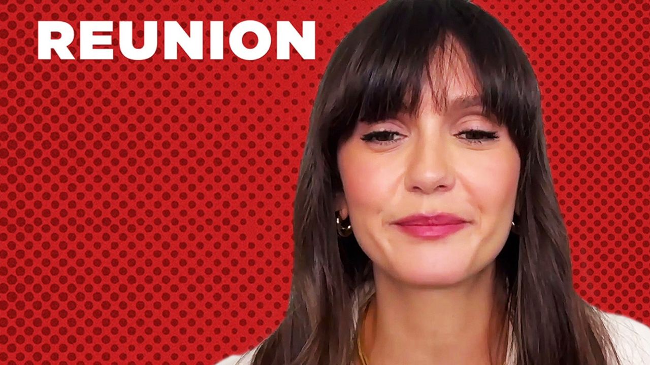 La estrella de Reunion, Nina Dobrev, elogia al elenco y contempla el resurgimiento del género de misterio y asesinato