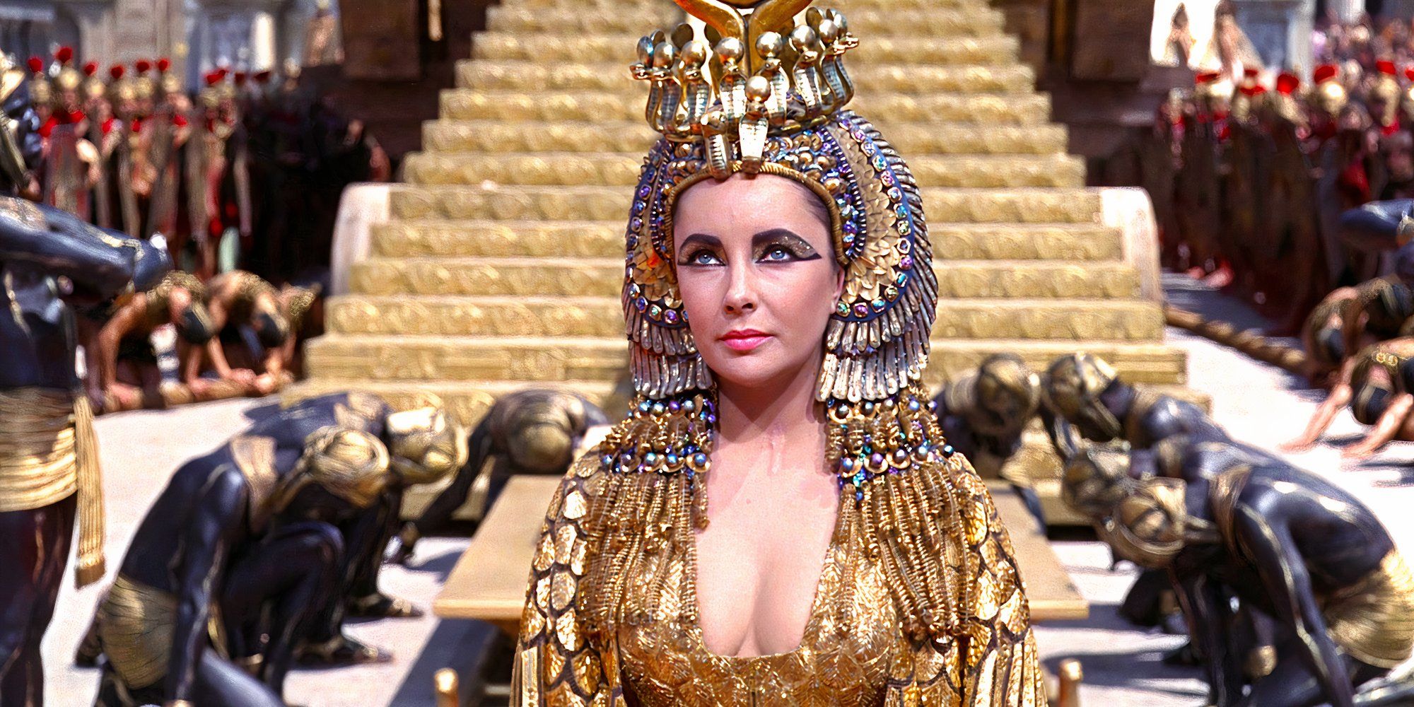 "En general terrible": escenas de batalla de la película histórica de Elizabeth Taylor de 1963 brutalmente evaluadas por un experto