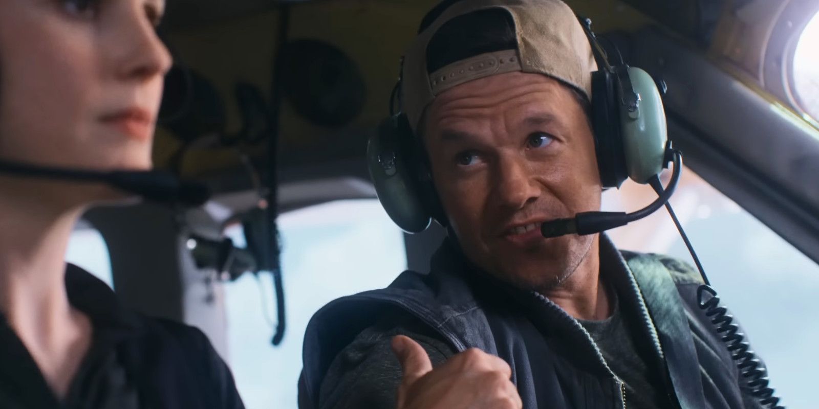 Tráiler de Flight Risk: Mark Wahlberg se convierte en un asesino a sueldo en el intenso thriller aéreo de Mel Gibson