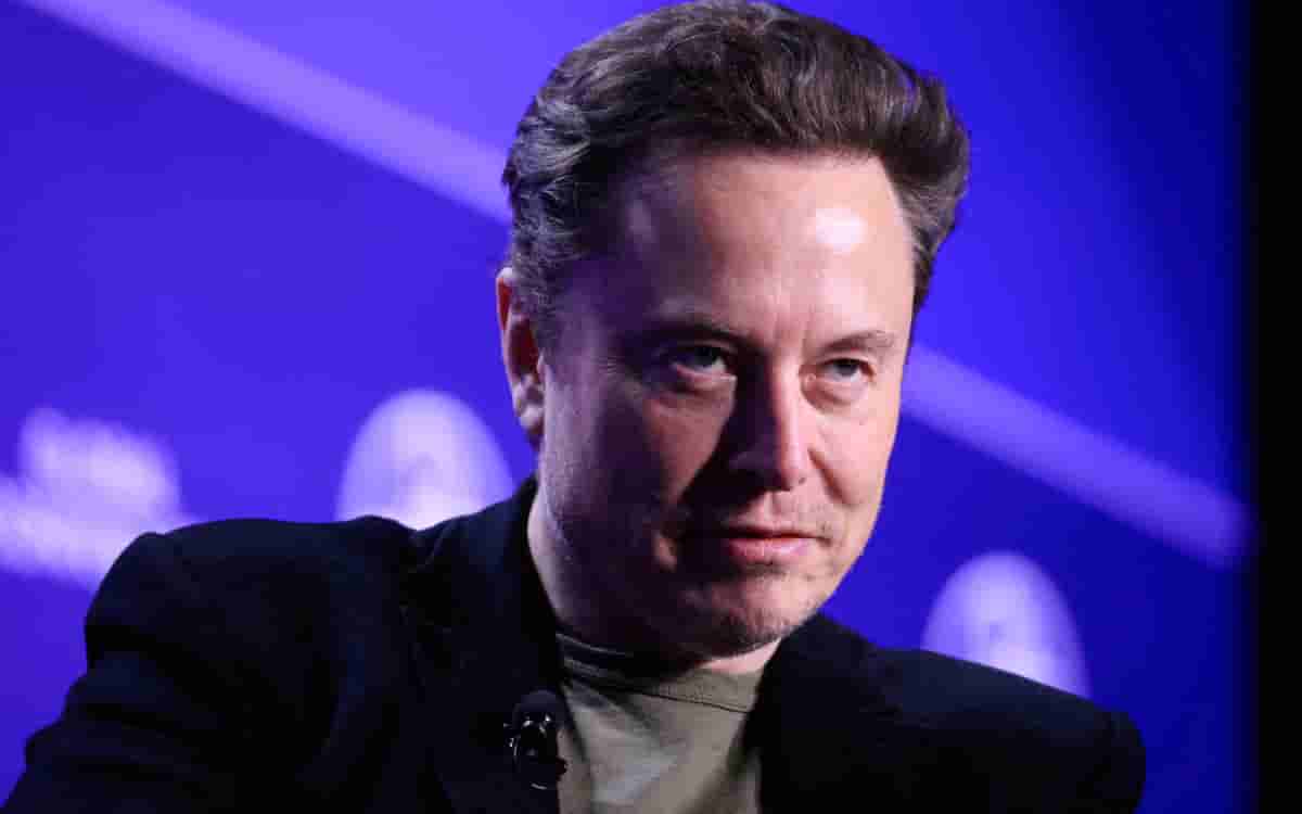 Elon Musk retira demanda contra OpenAI