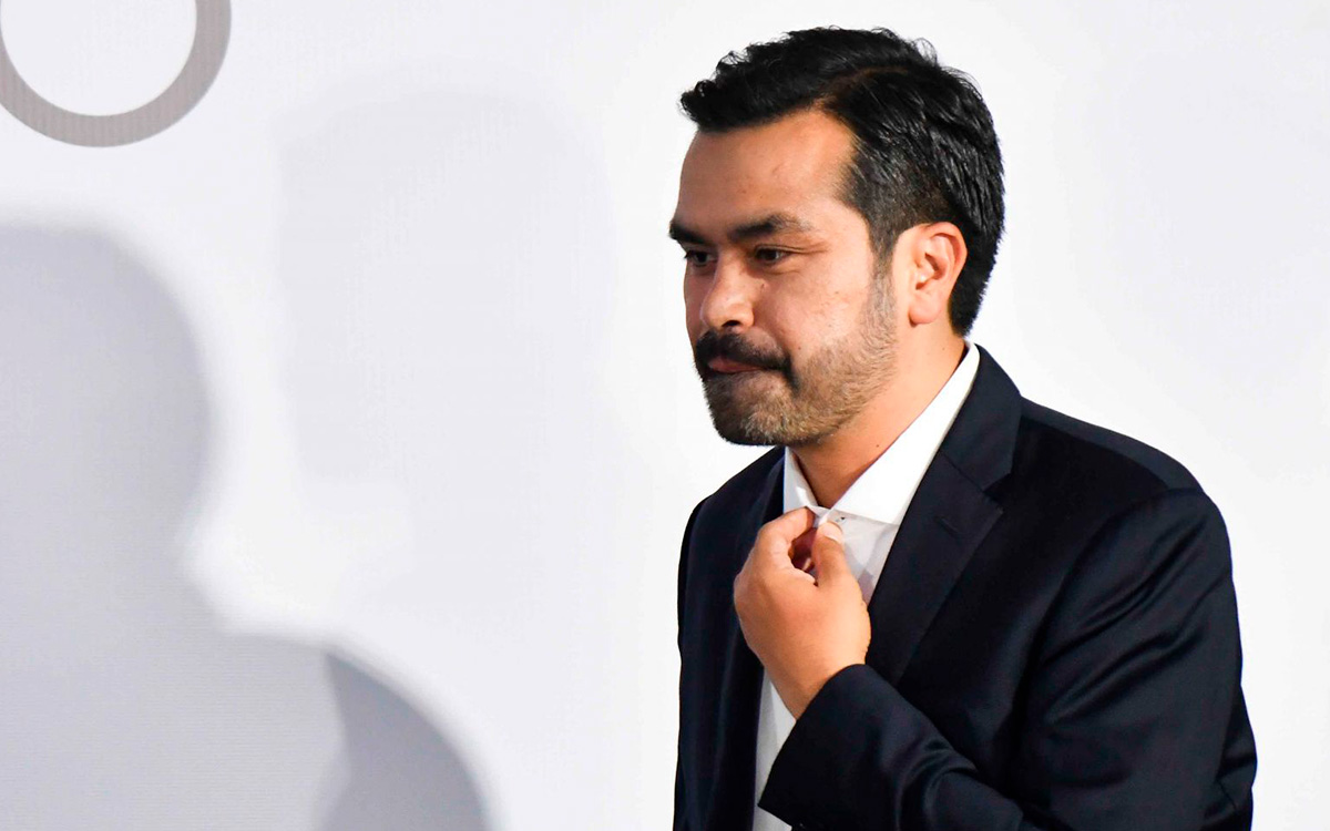 Máynez acusa al PRI de querer encarcelarlo en vísperas de la elección