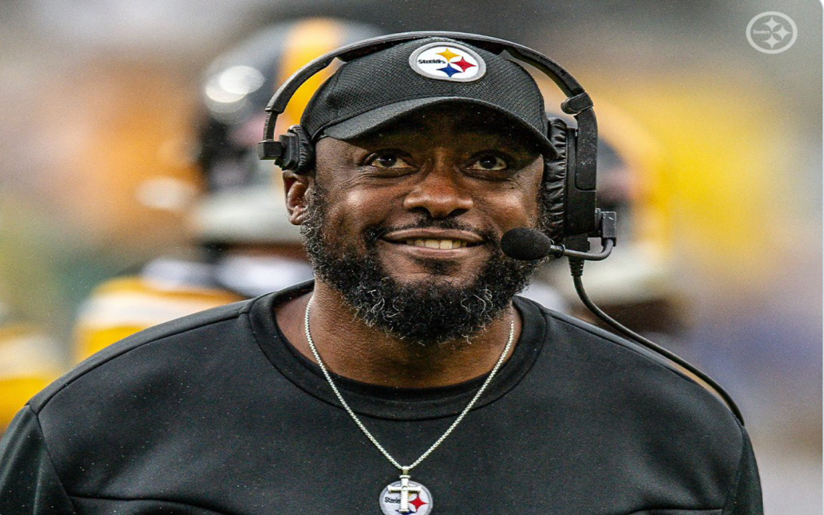 NFL: Renueva Mike Tomlin contrato con Pittsburgh hasta 2027