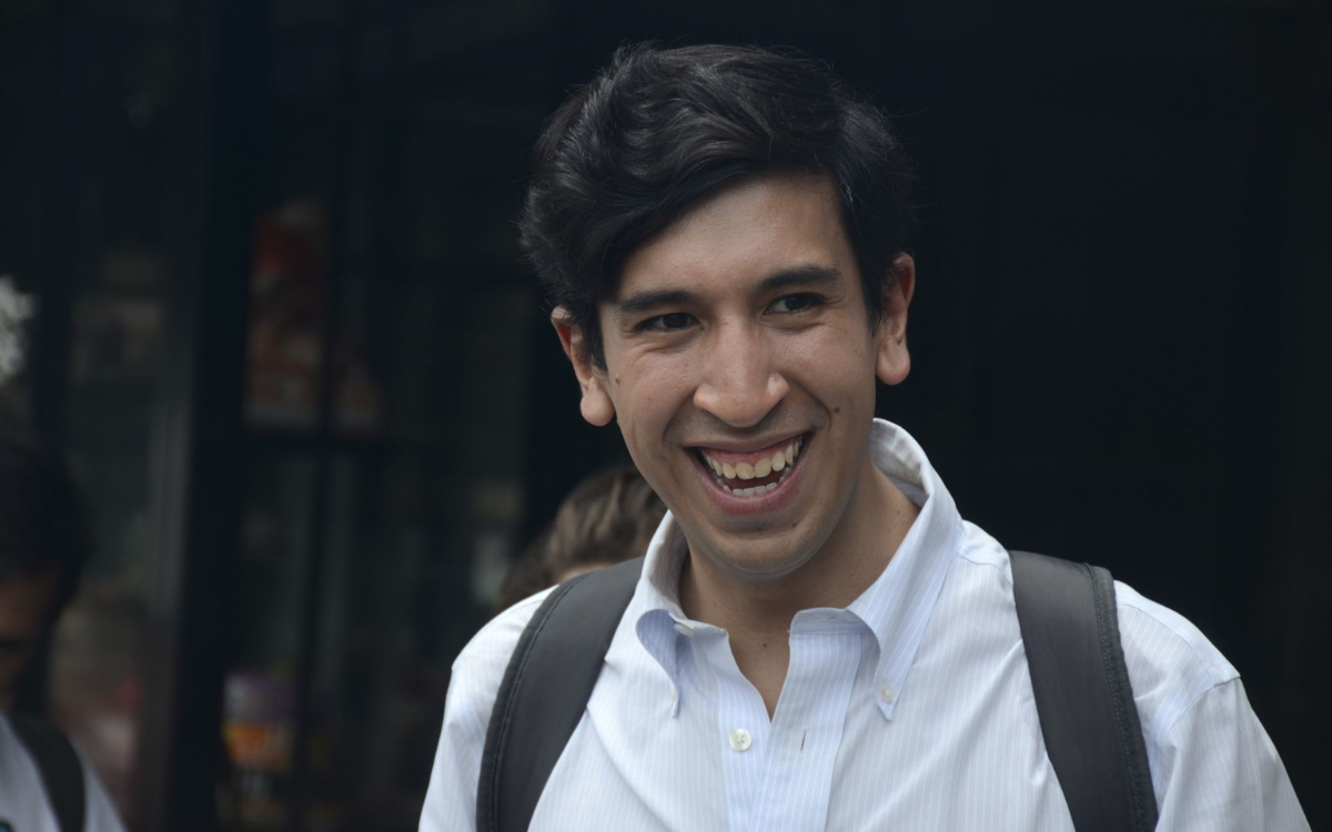 Pedro Kumamoto acude a votar entre abucheos y gritos de ‘vendido’ | Video