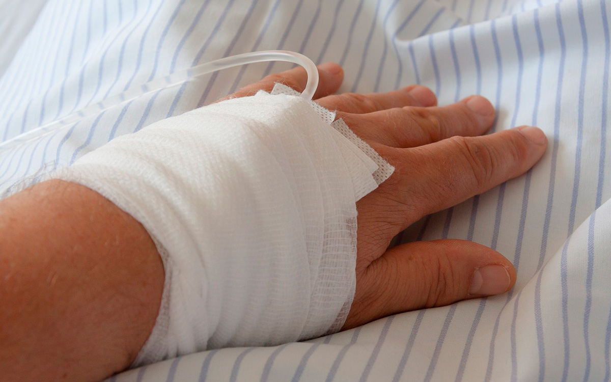 Salud descarta muerte en México por gripe aviar; fue choque séptico