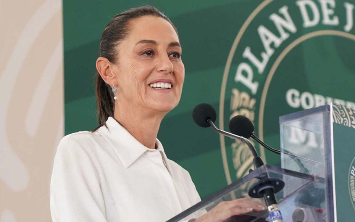 Sheinbaum reitera que dará continuidad a programas de AMLO; evita hablar de encuesta sobre reforma judicial
