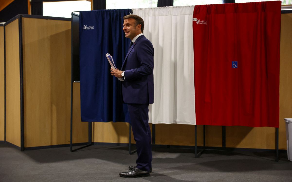 Ultraderecha francesa arrasa en elecciones; Macron disuelve la Asamblea Nacional de Francia