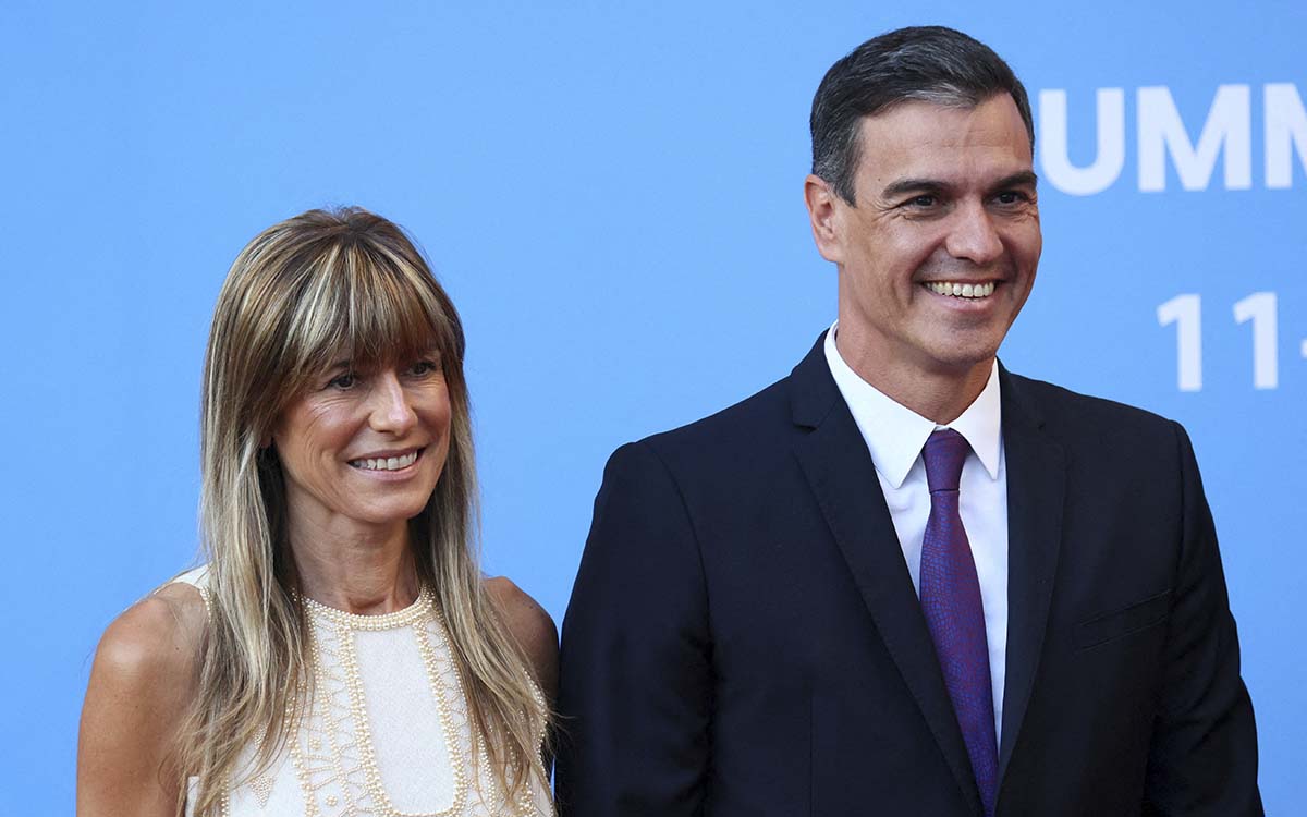 Un juez español cita a declarar como investigada a Begoña Gómez, esposa de Pedro Sánchez