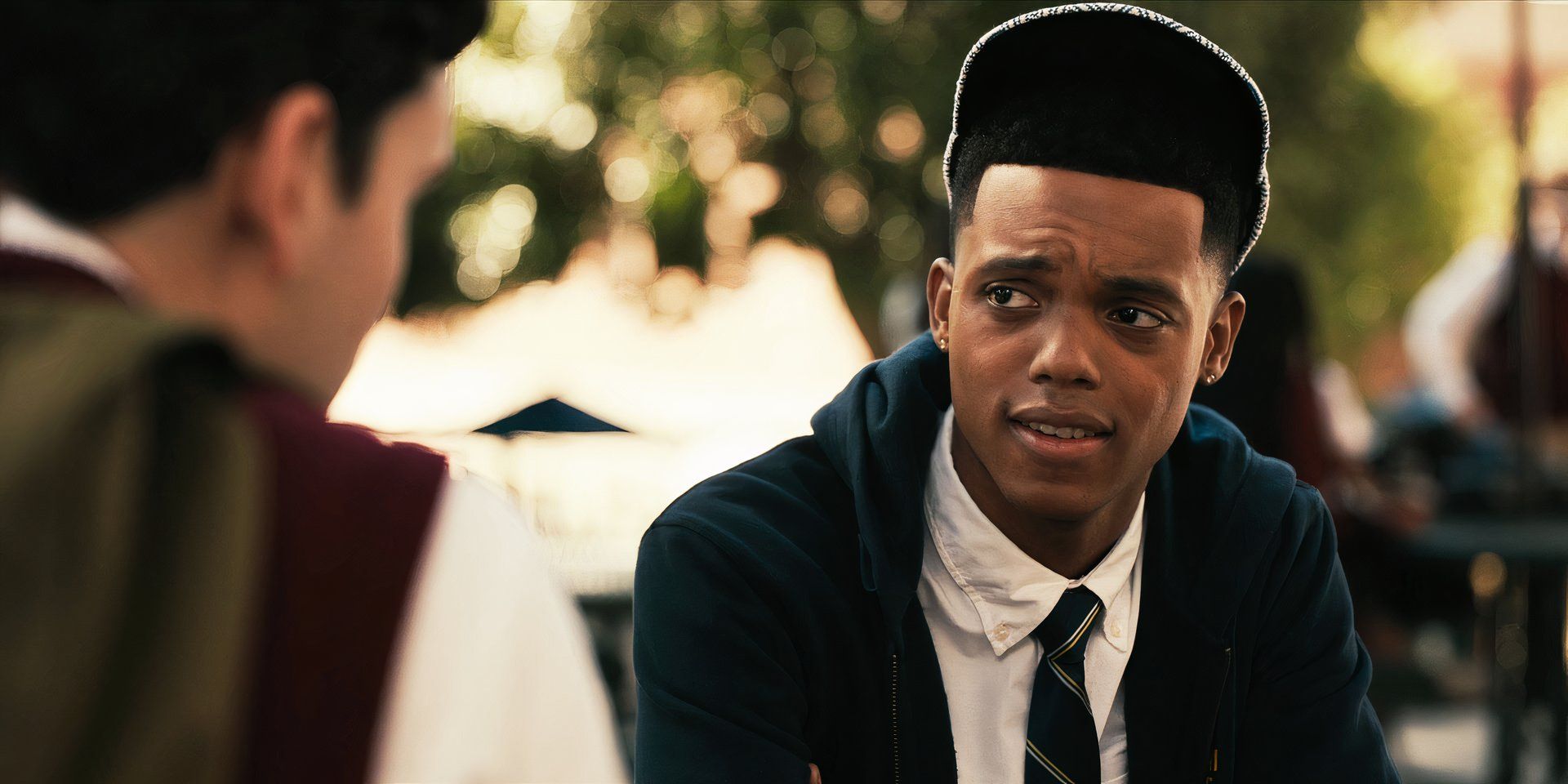 El showrunner adelanta el regreso del actor original de la tercera temporada de Bel-Air: “Un papel muy importante”