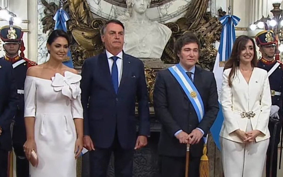 Acusa Milei persecución política en contra de su “amigo” Bolsonaro en Brasil | Video