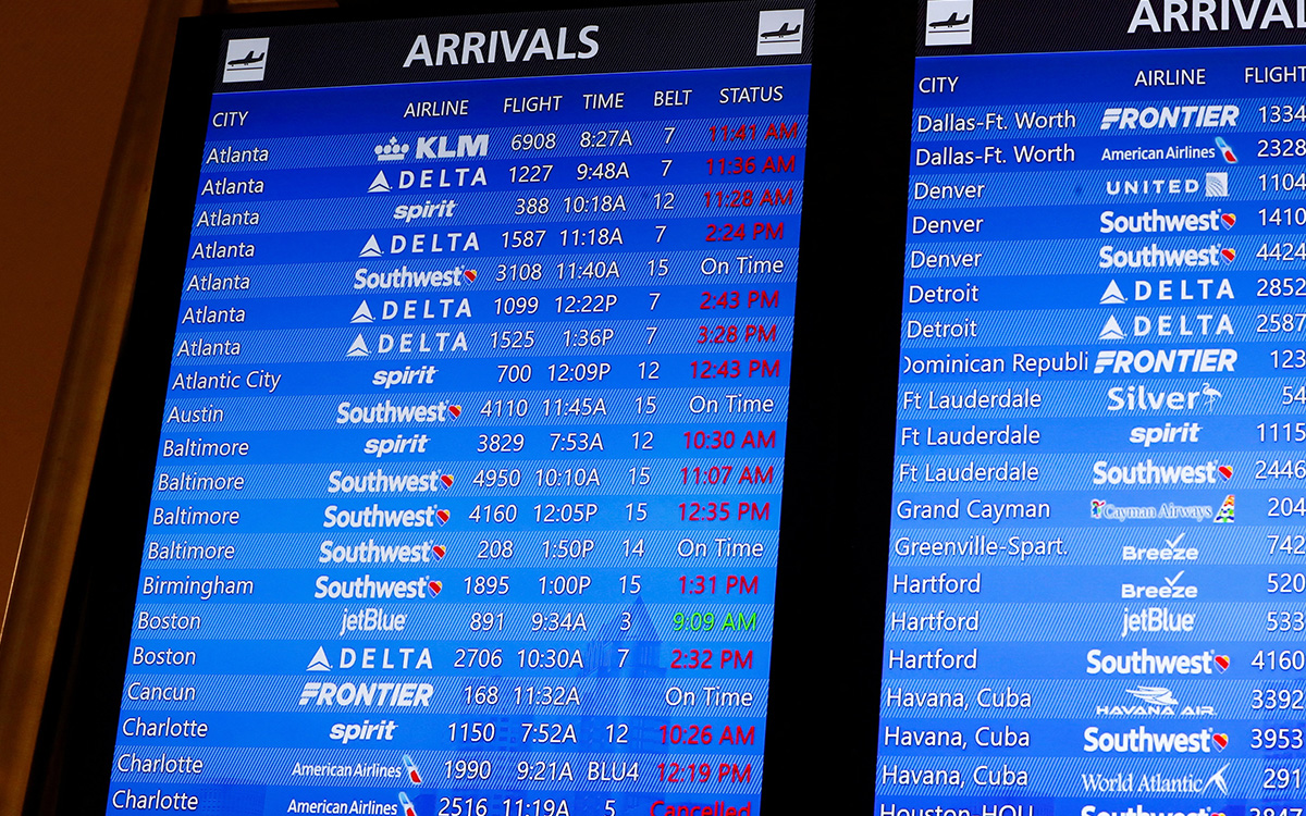 CrowdStrike se desploma en Wall Street por fallo del sistema en Microsoft