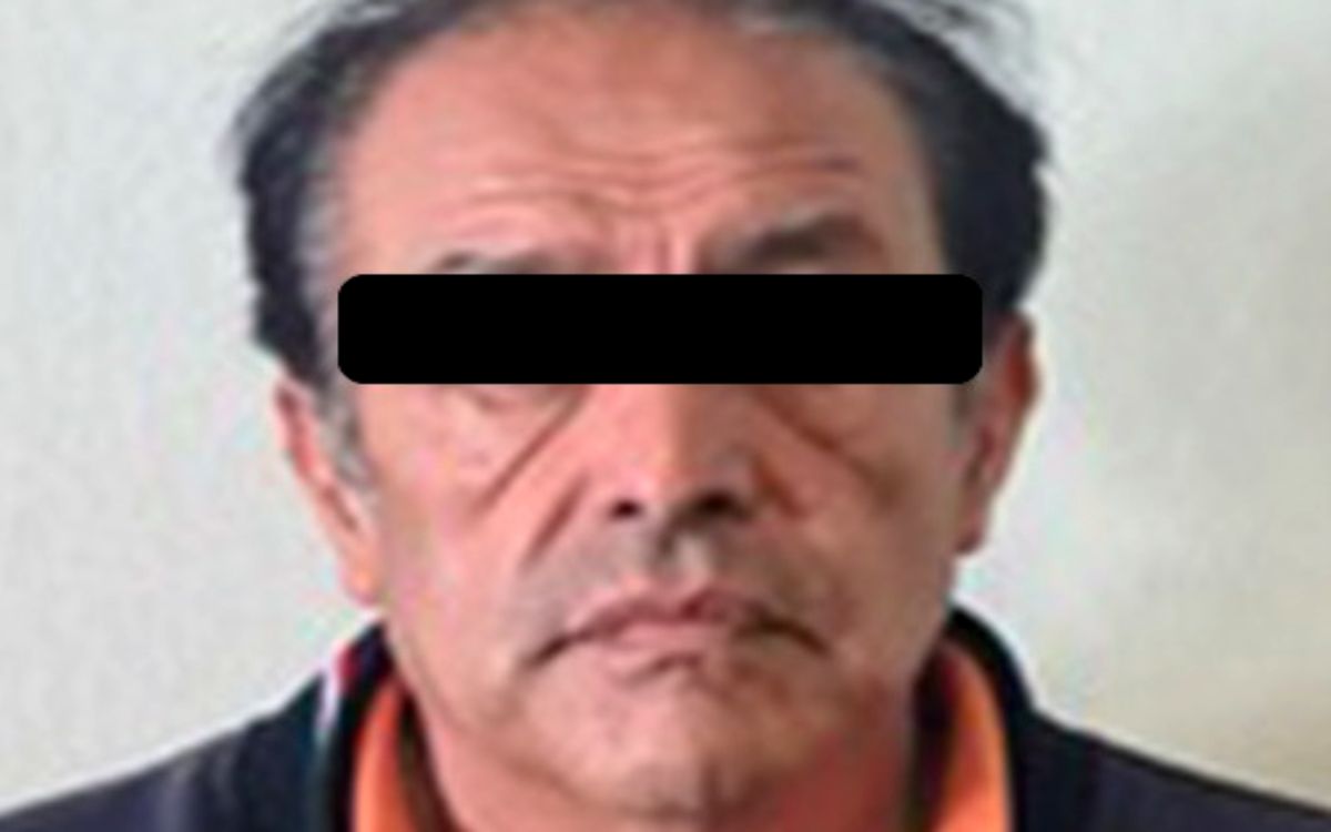 Detienen a maestro de Metepec por presunta violación de un adolescente