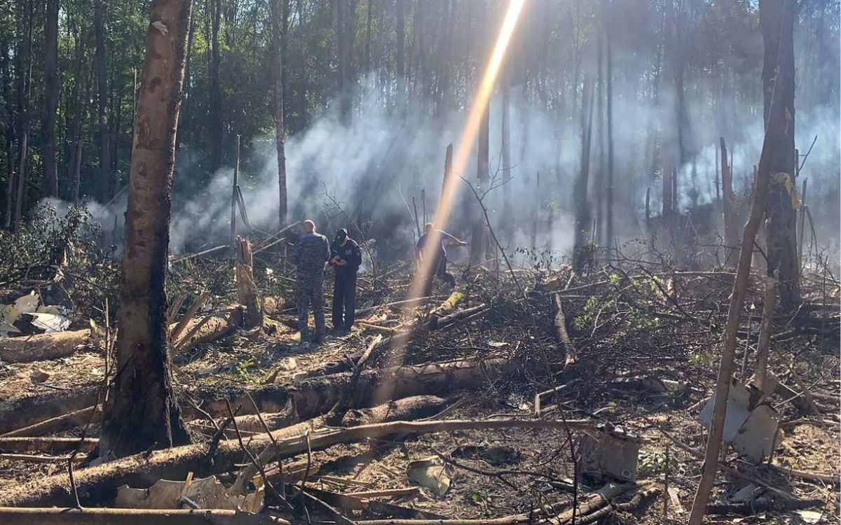 Se estrella un Sukhoi Superjet en Moscú; mueren tres tripulantes