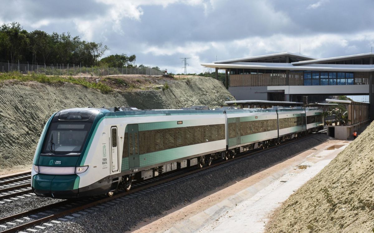 Tren Maya suspende servicio ante llegada de Beryl