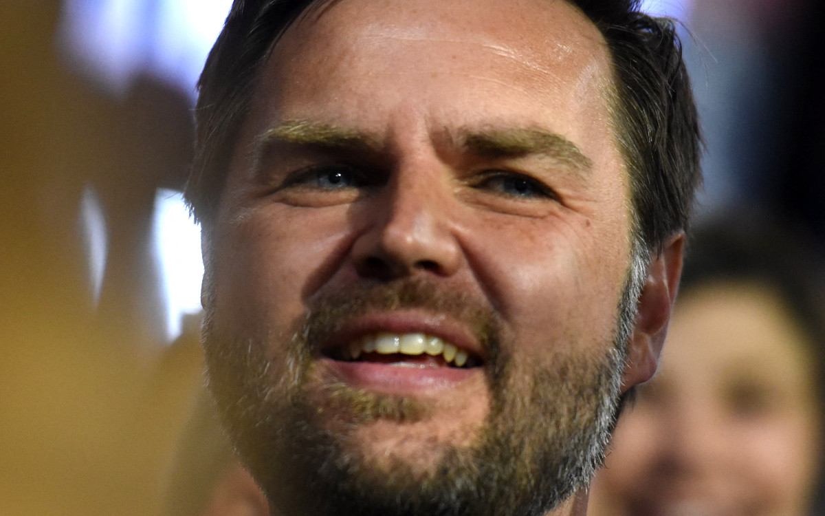 Vance ‘es un clon de Trump’, dice Biden