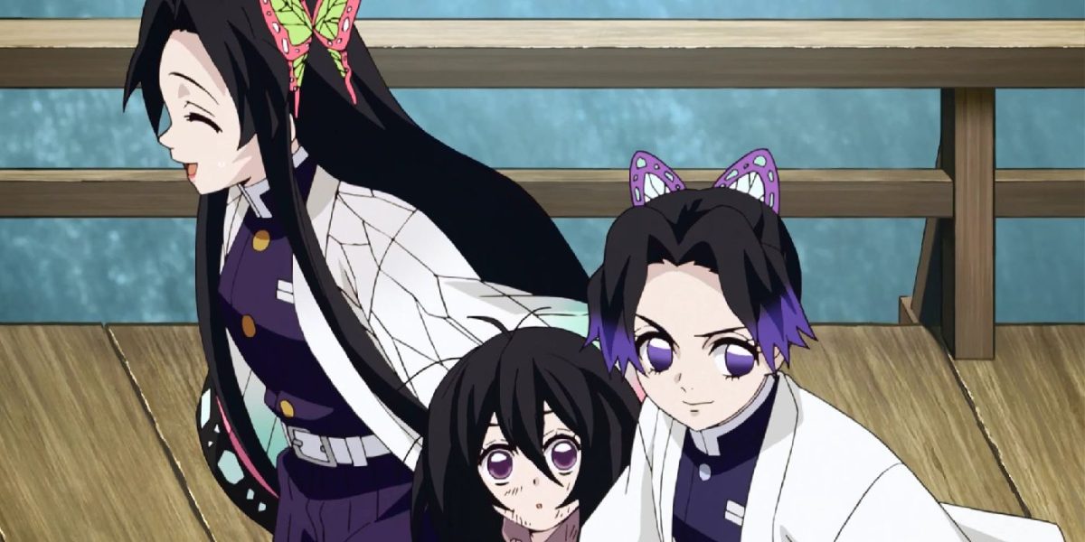 El cosplay de las hermanas mariposa de Demon Slayer muestra cuán fuertes serían las heroínas icónicas como equipo