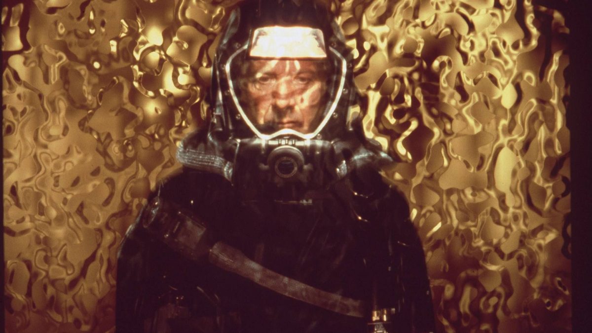 Tráiler oficial de Sphere (1998)