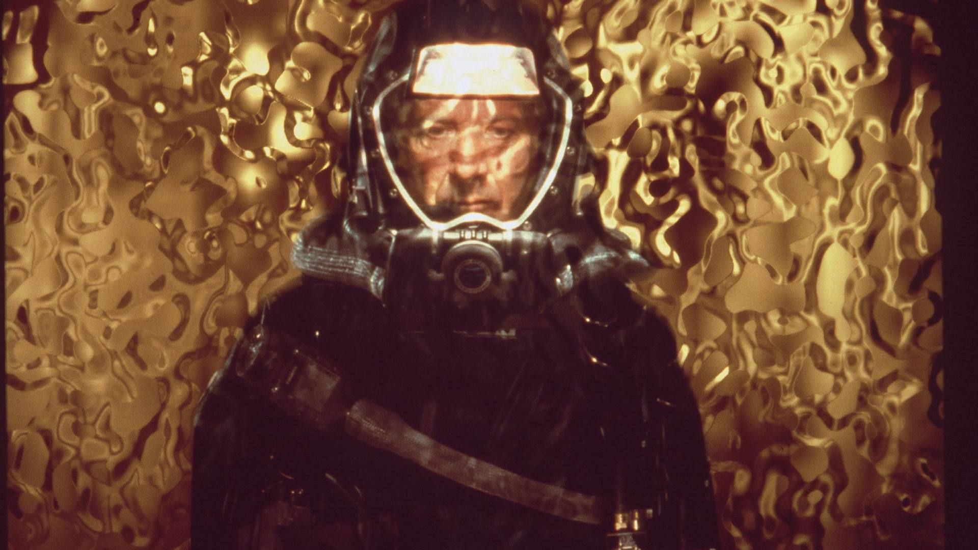 Tráiler oficial de Sphere (1998)