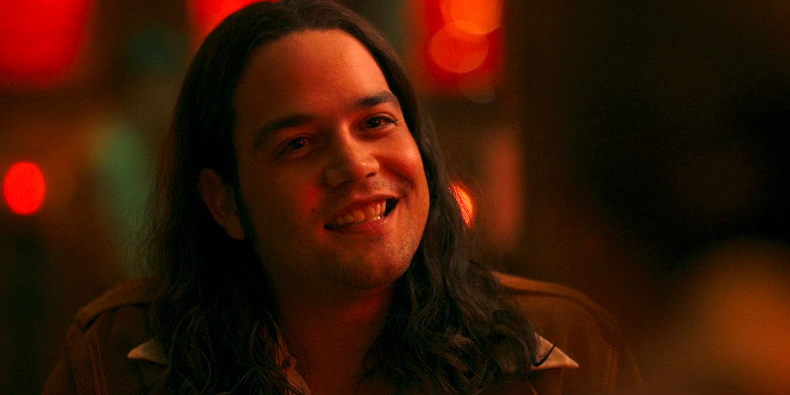 Cómo Russell Crowe fue integral en el casting de asesinos en serie para la película de Netflix de Anna Kendrick, Mujer de la hora