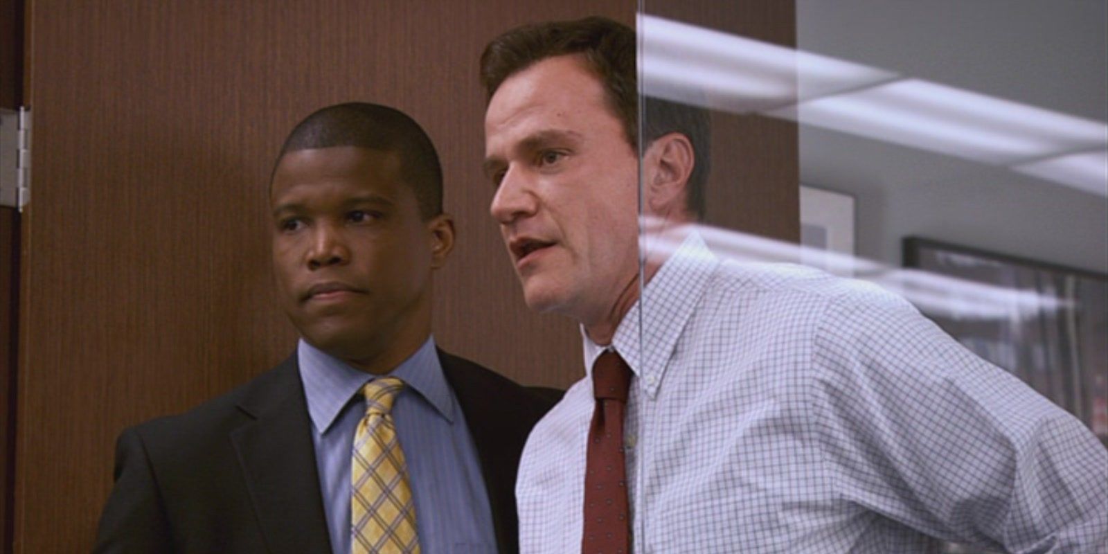 La estrella original de cuello blanco se burla del regreso del avivamiento a medida que aumenta el desarrollo