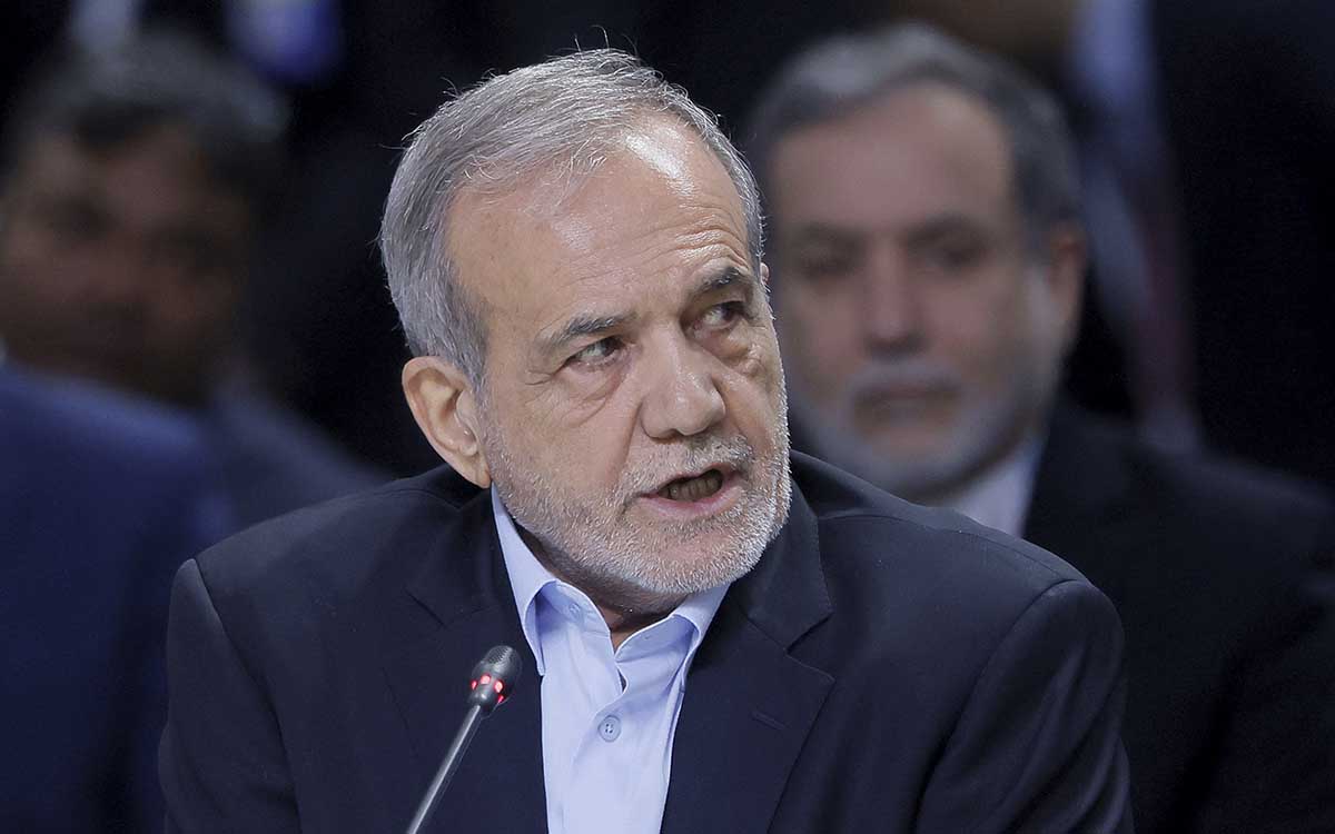 El presidente de Irán asegura que responderá a 'cualquier estupidez con tacto e inteligencia'