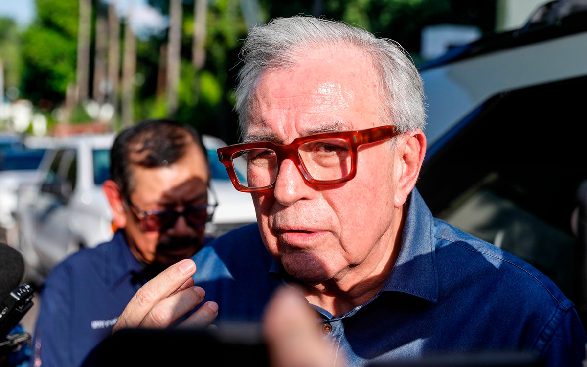 Gobernador de Sinaloa condena ataque al diario 'El Debate'; solicita investigación