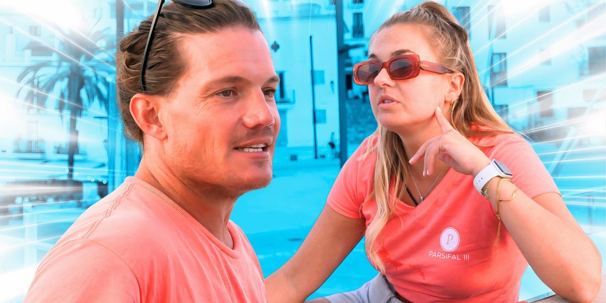 La estrella del yate de vela bajo cubierta abandona su trabajo en medio de señales de que es una planta productora (tiene un pasado en un reality show)