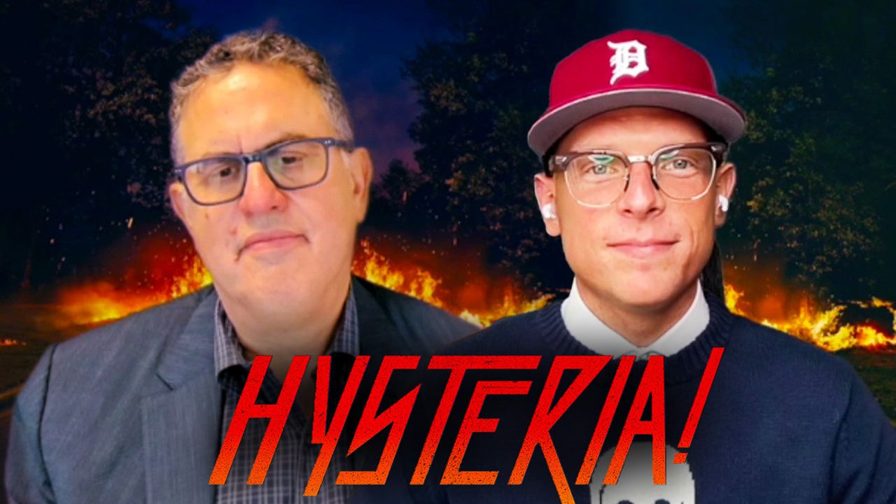 ¡Histeria! Entrevista: Los showrunners hablan sobre cómo equilibrar el terror con la comedia y colaborar con productores de alto perfil