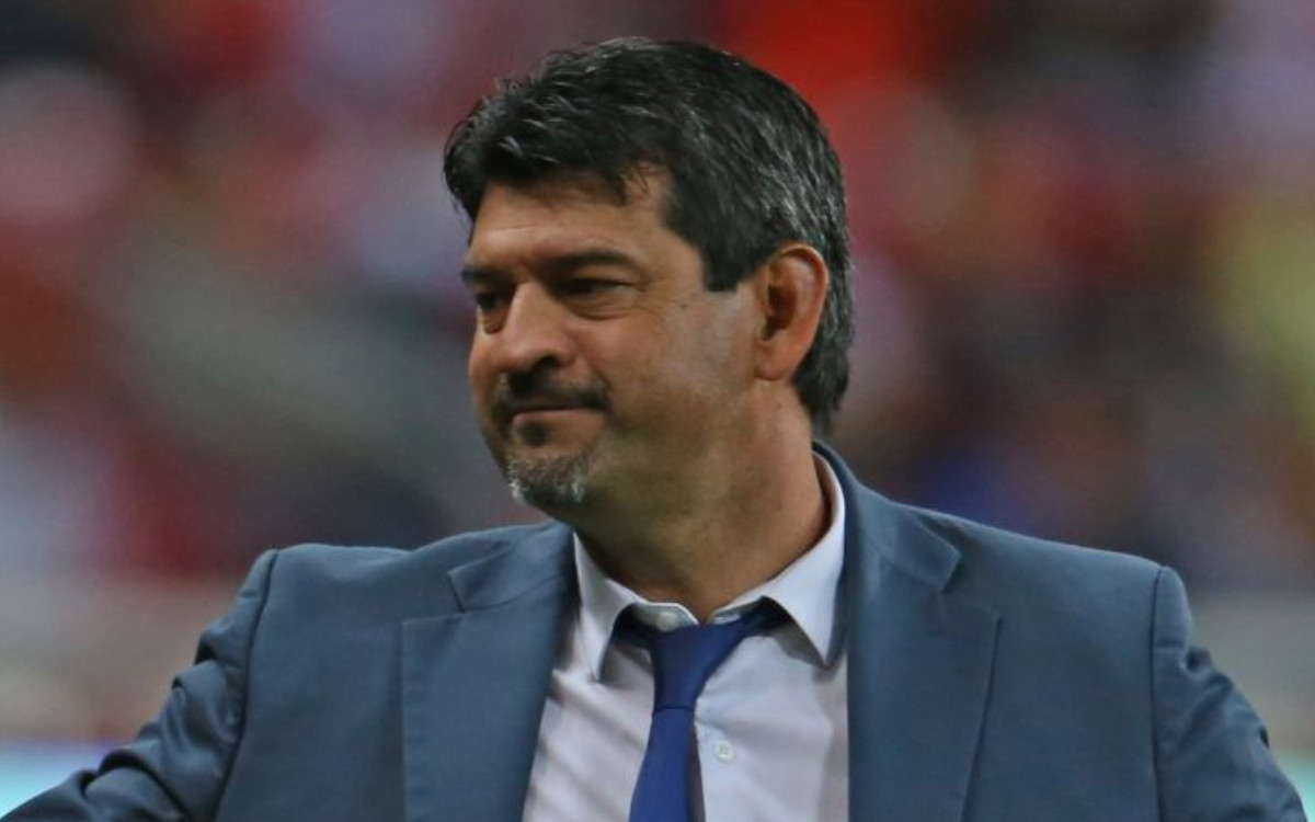 'El Diablo Mayor' hace hoyo en uno y se lleva camioneta de lujo