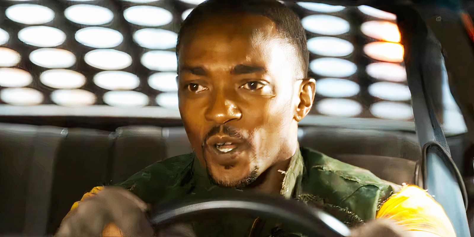 Fotos de BTS de la temporada 2 de Twisted Metal de John Doe compartidas por Anthony Mackie mientras la estrella reflexiona sobre el final de la filmación