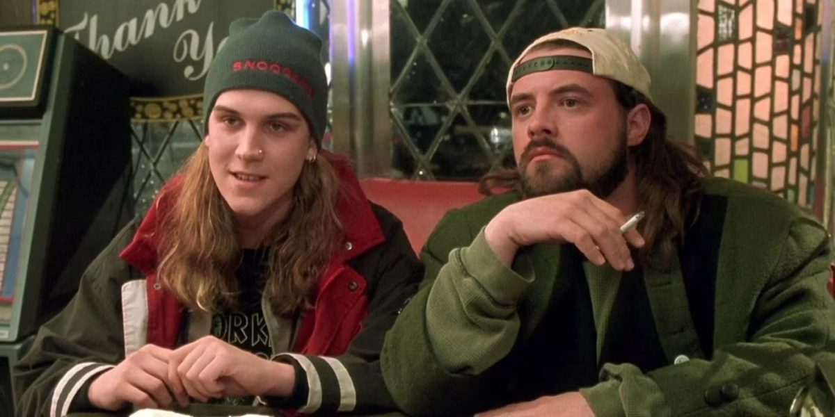 Kevin Smith aclara nuevos comentarios sobre la secuela sorpresa de la comedia favorita de los fanáticos de 1999