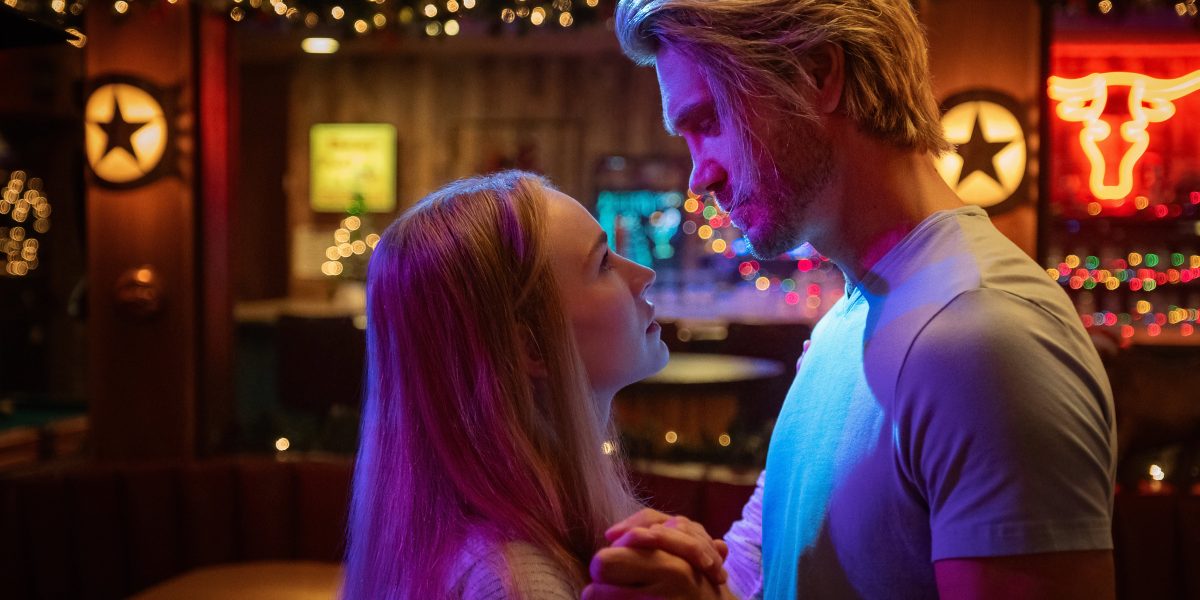 The Merry Gentlemen Review: Ninguna magia navideña puede evitar que esta comedia romántica inspirada en Magic Mike sea aburrida