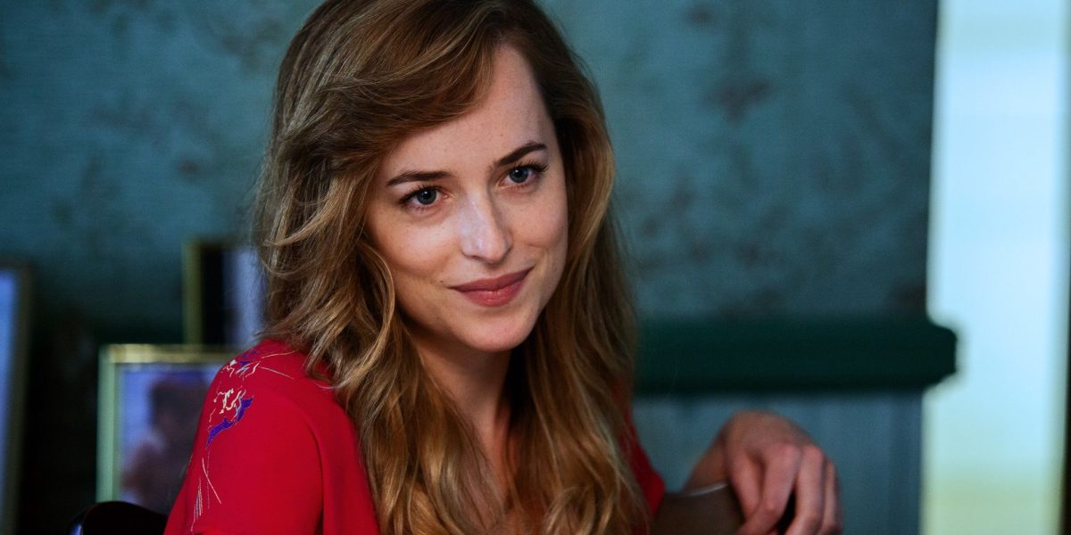 Chris Evans y Dakota Johnson ya tienen química en la imagen de BTS del próximo director de Romance del triángulo amoroso de vidas pasadas