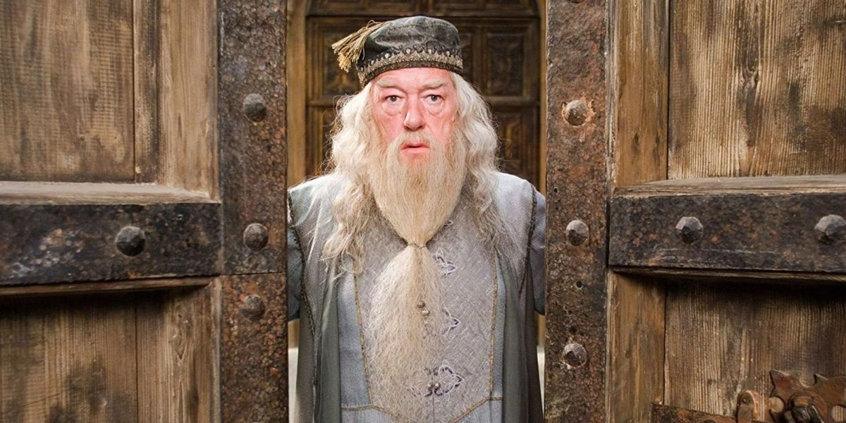 El plan de casting de Dumbledore para el remake de Harry Potter es una gran señal para el programa de televisión y continúa una tendencia del viejo mundo mágico