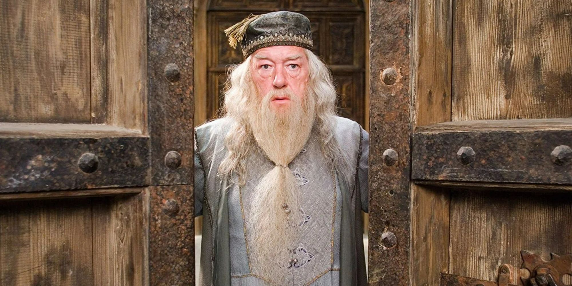 El plan de casting de Dumbledore para el remake de Harry Potter es una gran señal para el programa de televisión y continúa una tendencia del viejo mundo mágico